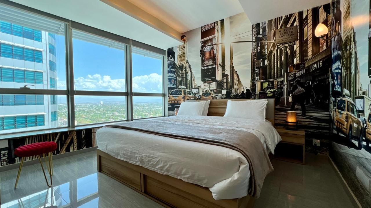 Centaurus Apartment City View Three Beds イスラマバード エクステリア 写真