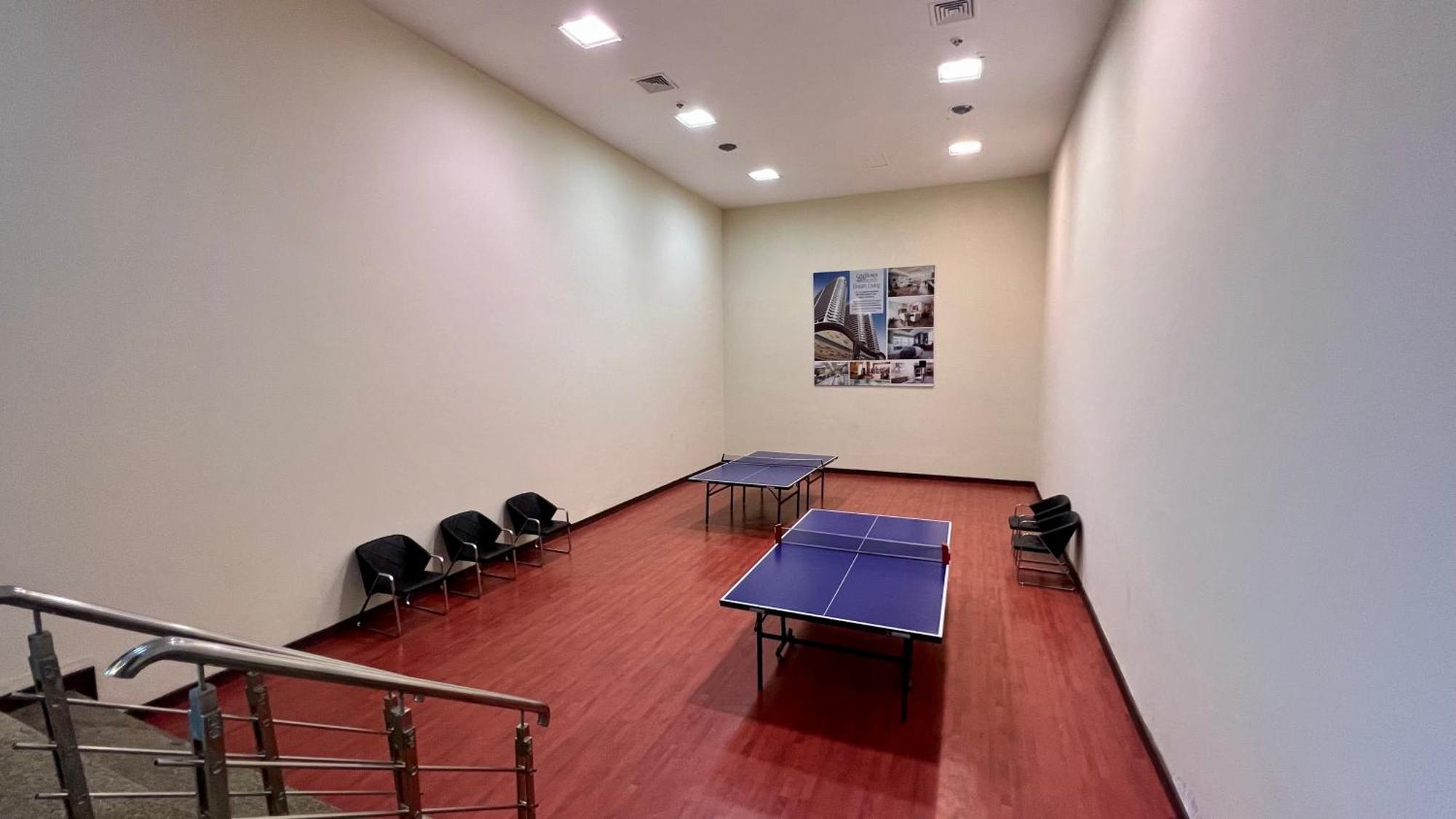 Centaurus Apartment City View Three Beds イスラマバード エクステリア 写真