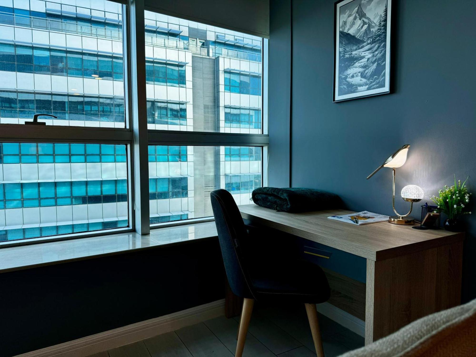 Centaurus Apartment City View Three Beds イスラマバード エクステリア 写真